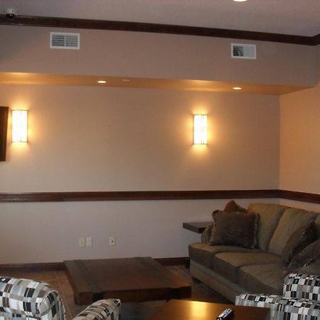 Bell'S Extended Stay And Suites Saint-Robert Exterior foto