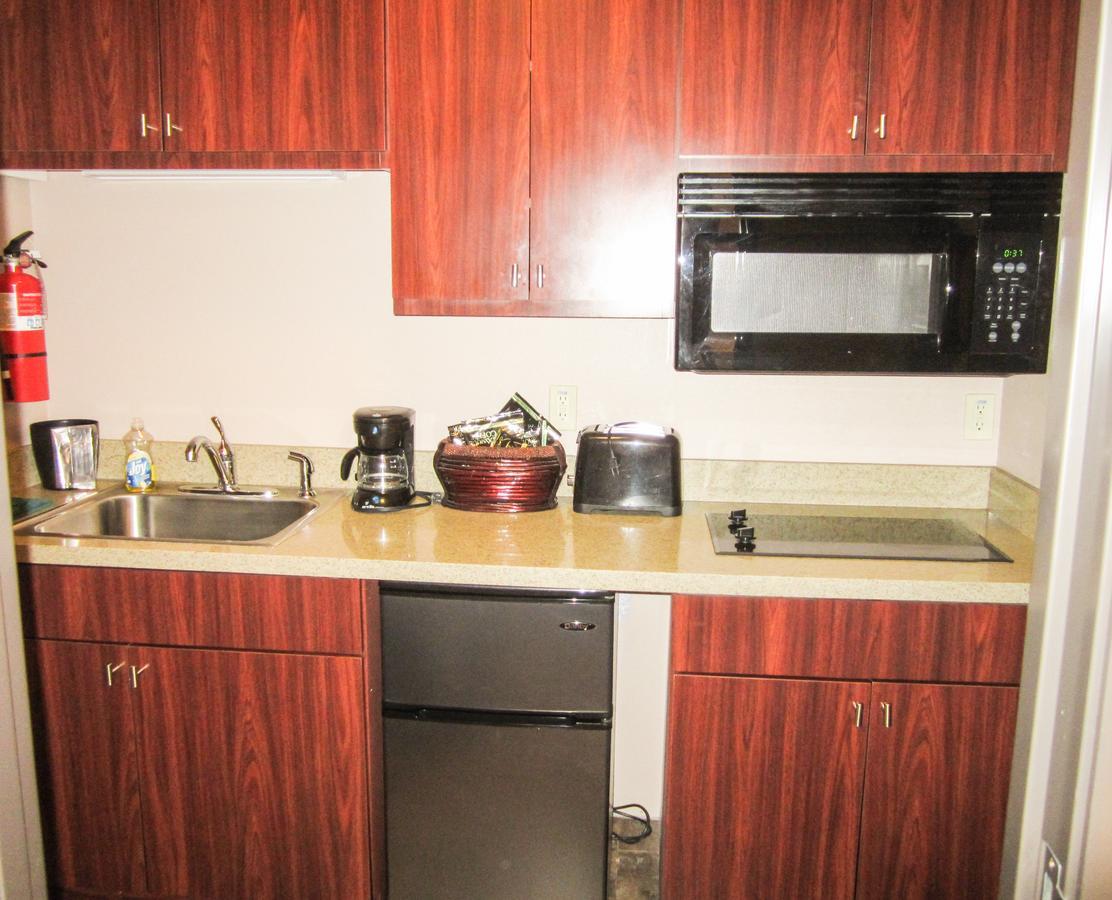 Bell'S Extended Stay And Suites Saint-Robert Exterior foto